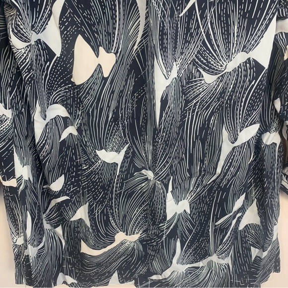 Diane Von Furstenberg Cahil 100% Silk Printed V Neck Blouse - Picture 12 of 13